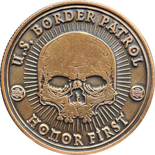 Load image into Gallery viewer, Border Patrol Agent Honor First Challenge Coin snake bird skull GL16-003