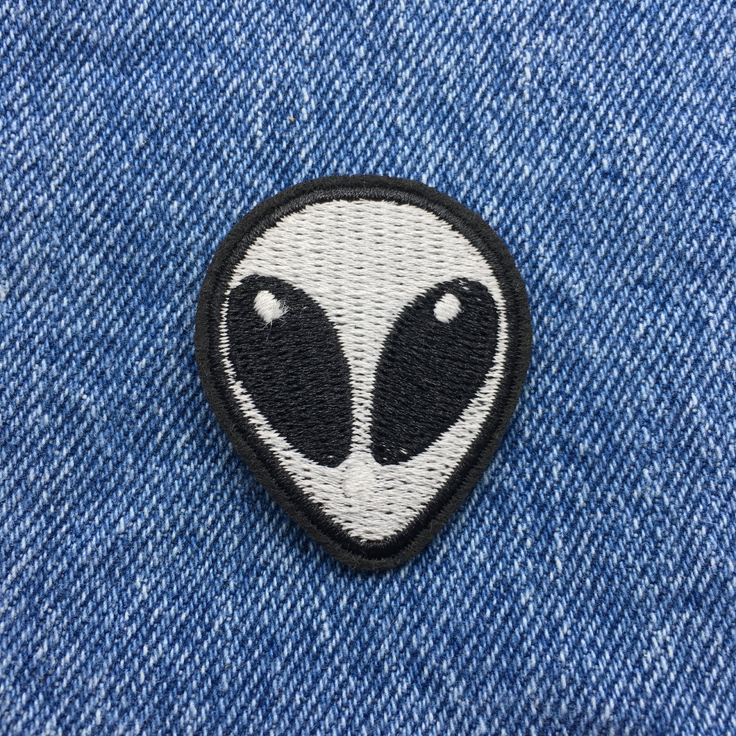 Funny Alien Embroidered Iron On Patch Ships Free In The USA PAT-860