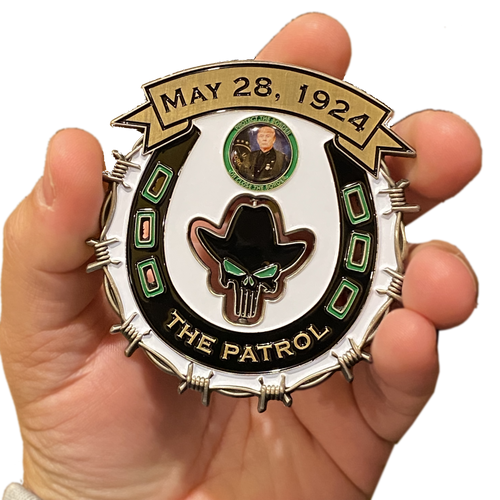 President Donald J. Trump Border Patrol Challenge Coin Patrol Agent MAGA 45 BPA Horse Patrol Thin Green Line CBP DL11-17 - www.ChallengeCoinCreations.com