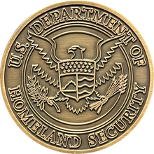 Load image into Gallery viewer, CBP AMO OFO Border Patrol es os et Challenge Coin Field Operations cbp Officer BL14-017 - www.ChallengeCoinCreations.com