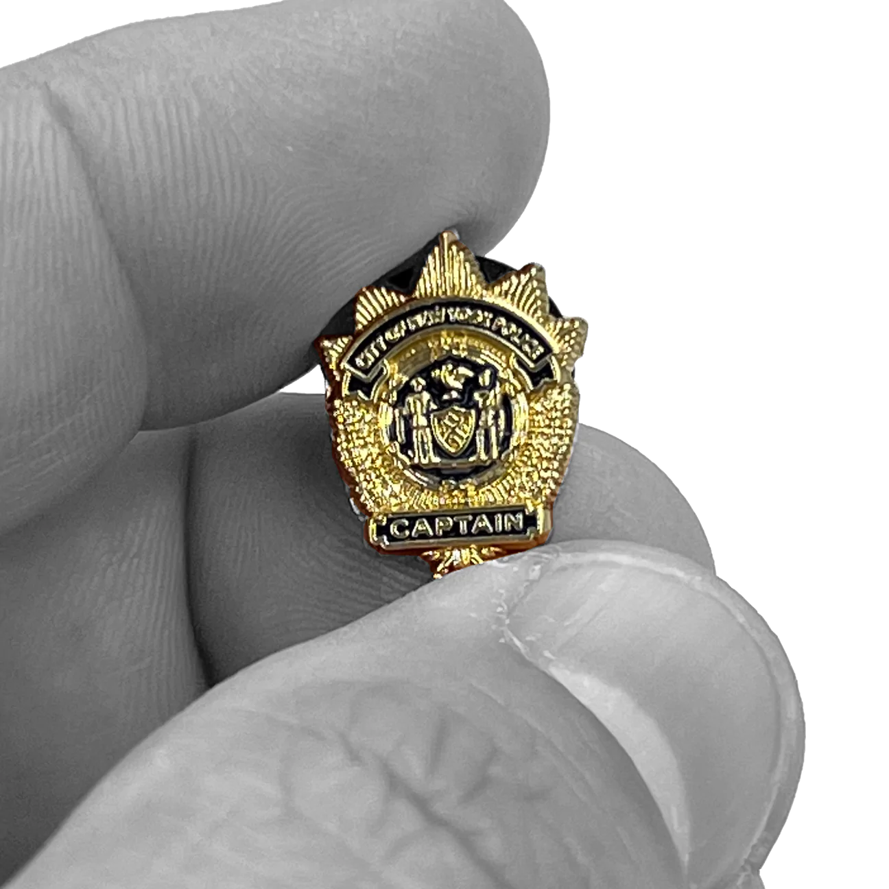 NYPD ホイッスル　刻印入　実物 Obsolete NYPD Police Badge – Object Quality Antiques