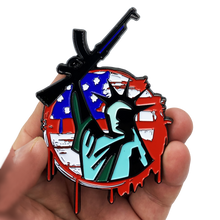 Load image into Gallery viewer, Infidel Statue of Liberty American Flag M4 Thin Blue Line Challenge Coin Police NYPD LAPD CBP FBI FAM DL8-08 - www.ChallengeCoinCreations.com