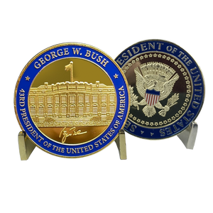 43rd President George W. Bush Challenge Coin White House POTUS G.W. Bush coin EL8-01 - www.ChallengeCoinCreations.com