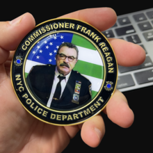 Load image into Gallery viewer, Blue Bloods NYPD Commissioner Frank Reagan Police Officer Tom Selleck Challenge Coin BL2-003 - www.ChallengeCoinCreations.com