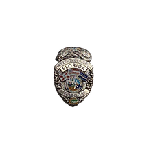 Load image into Gallery viewer, University of Florida Gators Police Duty Belt Challenge Coin BB-007 - www.ChallengeCoinCreations.com