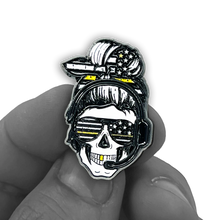 Load image into Gallery viewer, Headset Hero Thin Gold Line Line pin American flag yellow 911 Emergency Dispatcher Trucker pins EL13-021 P-185B
